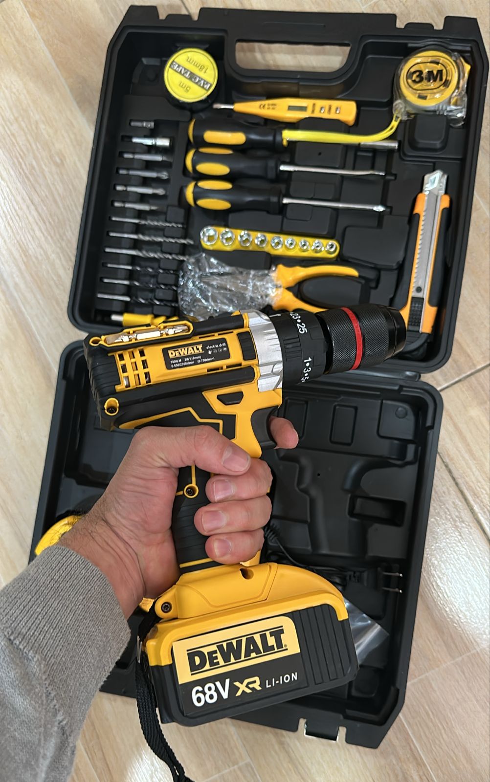 Taladro Inalámbrico DEWALT 68V